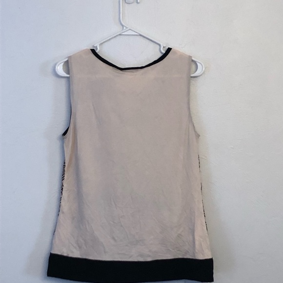 New York & Co tank/shell - Picture 3 of 3